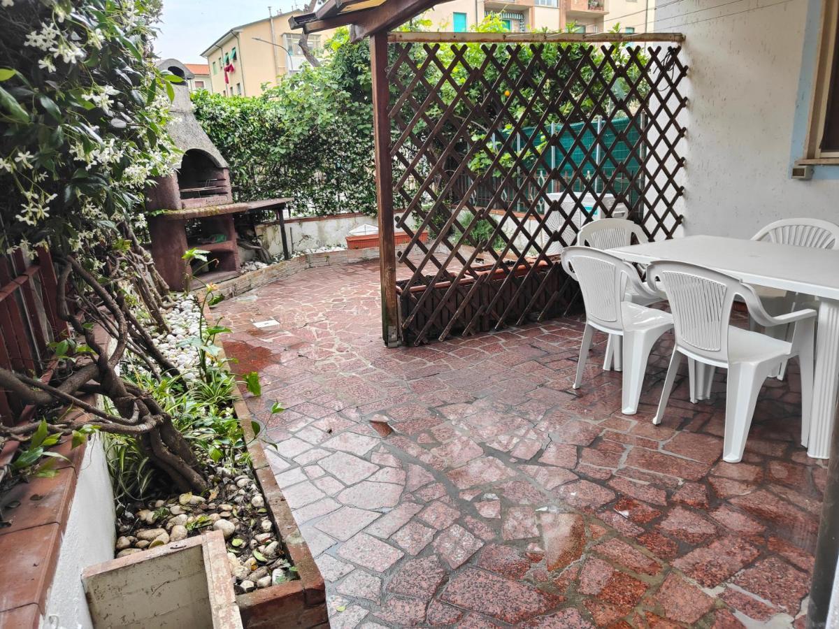 L'Appoggio Perfetto Appartement Viareggio Buitenkant foto